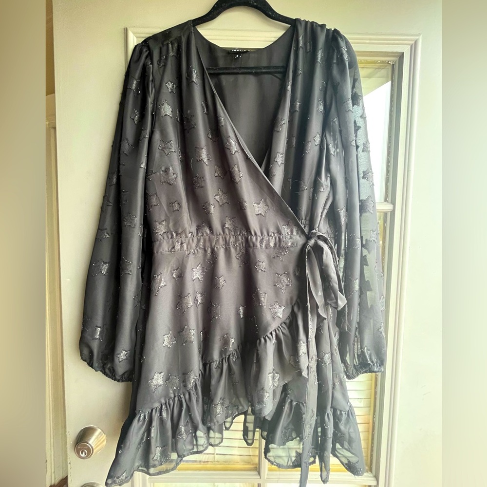 Torrid sheer wrap shirt with stars